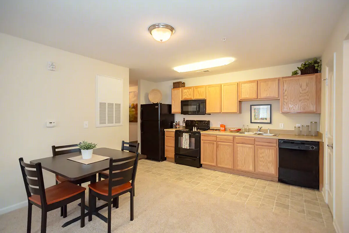 Mountain Valley Apartment dining room