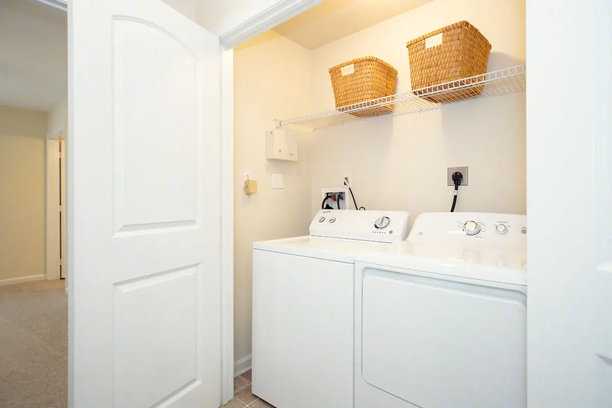 Mountain Valley Apartment Laundry