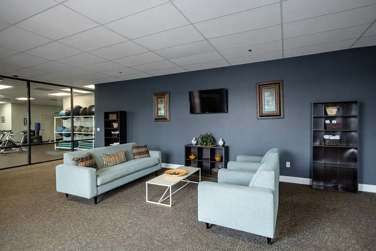 Mountain Valley Apartments Lounge